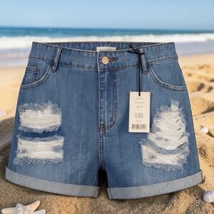 🎁 Supre shorts NWT Size 16 💖